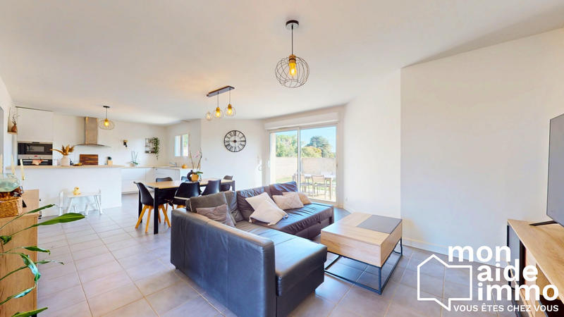 Maison - 101 m² - 5 pièces