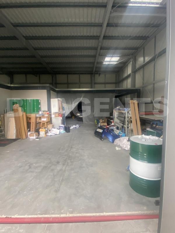 Local d'activités - 420 m² - 2 pièces