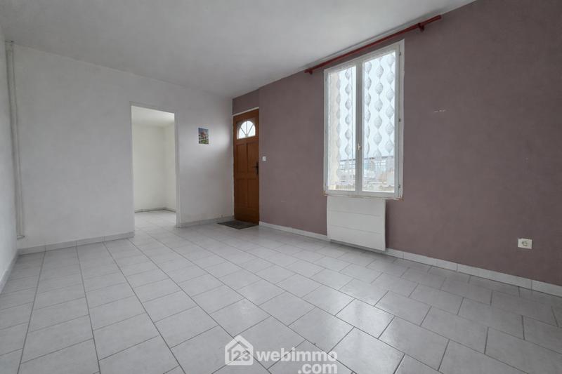 Maison - 95 m² - 5 pièces