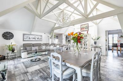 Appartement - 130 m² - 6 pièces