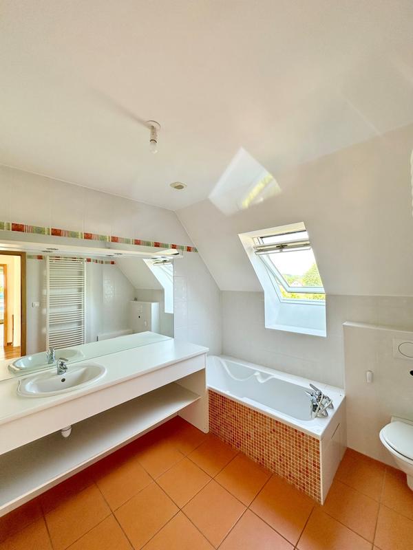 Maison contemporaine - 177 m² - 6 pièces