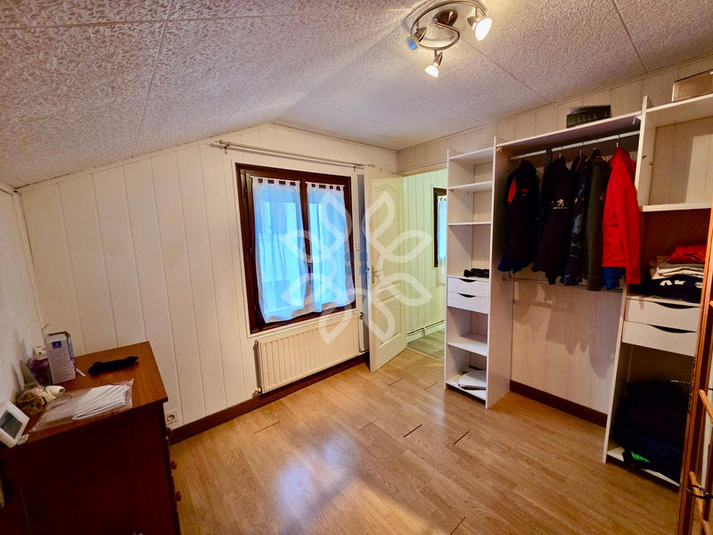 Maison - 140 m² - 7 pièces