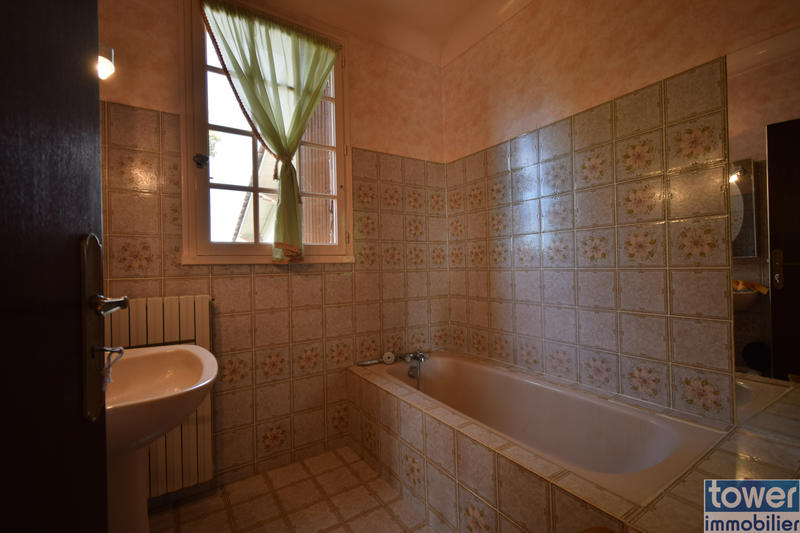 Maison de village - 176 m² - 5 pièces