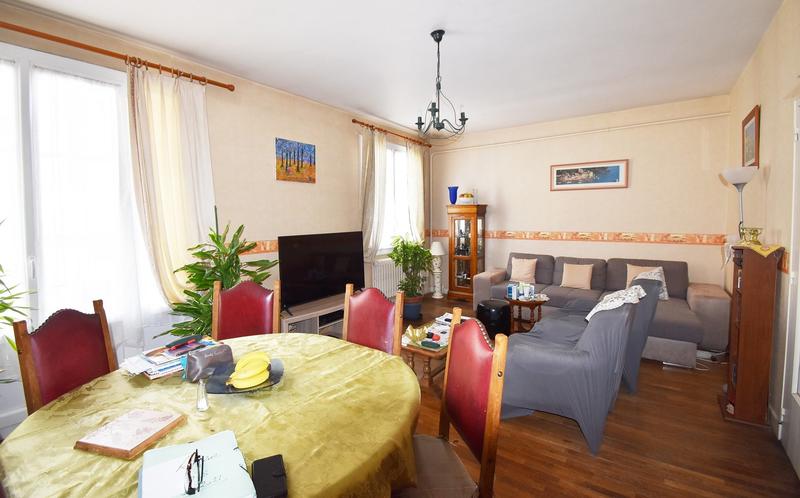 Appartement - 81 m² - 3 pièces