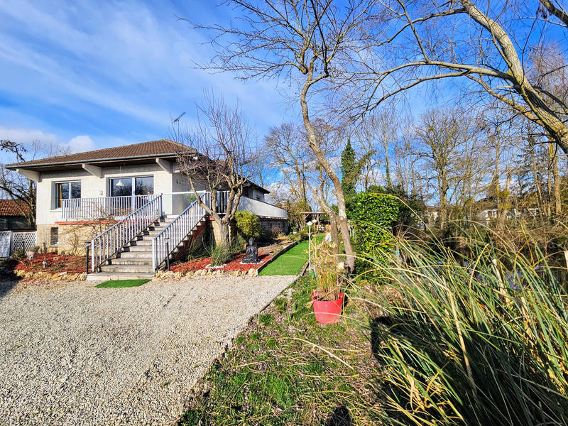 Maison - 183 m² - 6 pièces