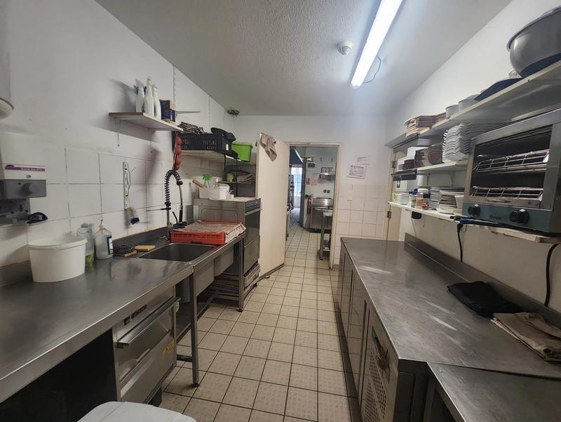 Fonds de commerce - 738 m²