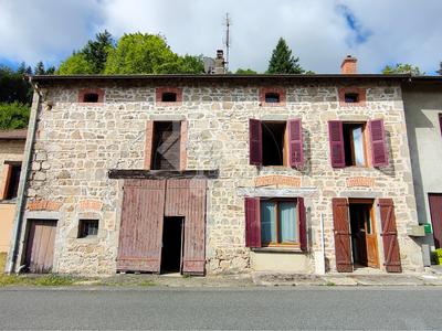 Maison de village - 88 m² - 4 pièces