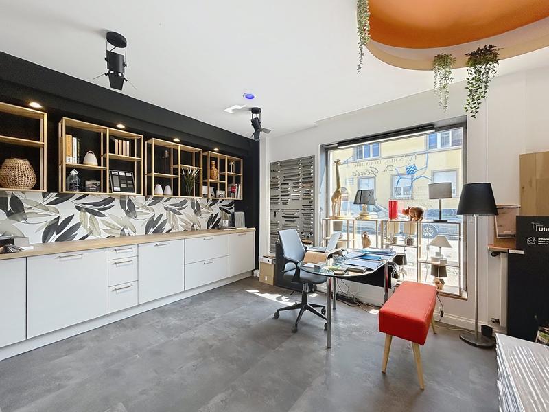 Local commercial - 43 m² - 2 pièces