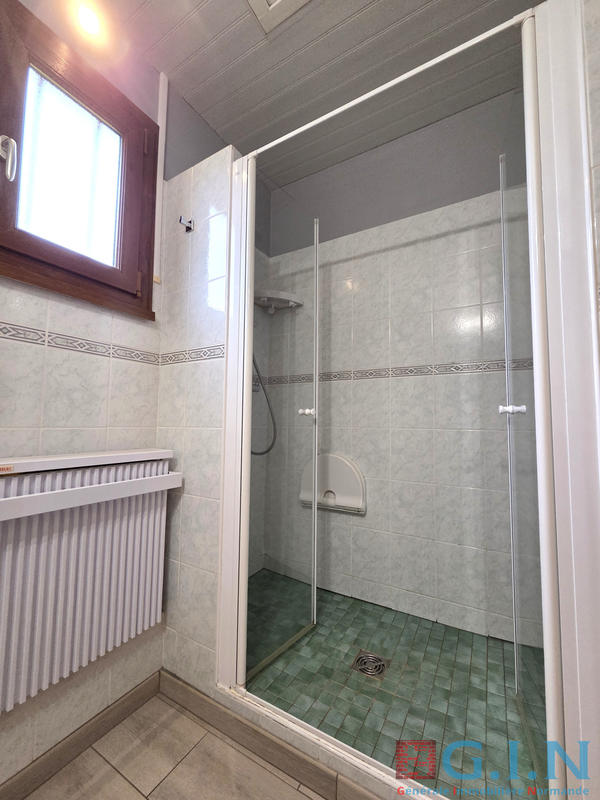 Maison - 94 m² - 5 pièces