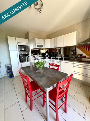 Maison - 130 m² - 6 pièces