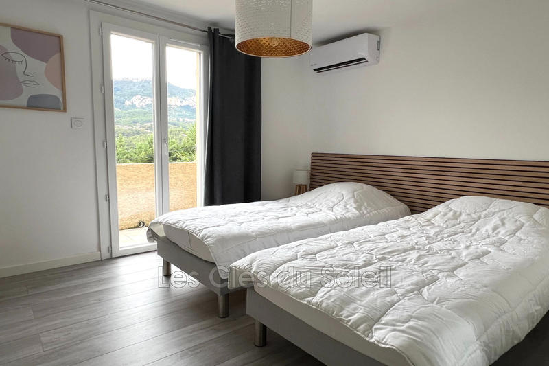 Villa - 95 m² - 4 pièces