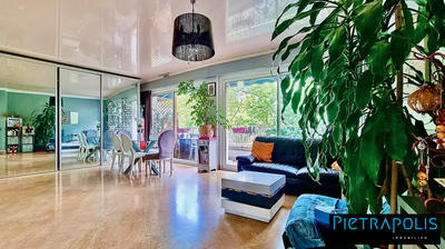 Appartement - 74 m² - 3 pièces