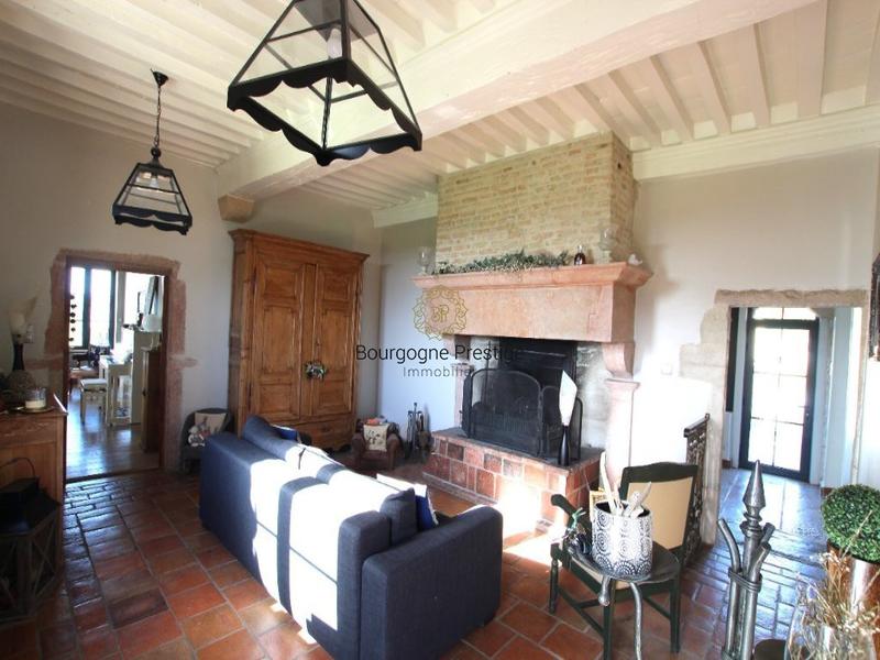 Propriété - 255 m² - 7 pièces