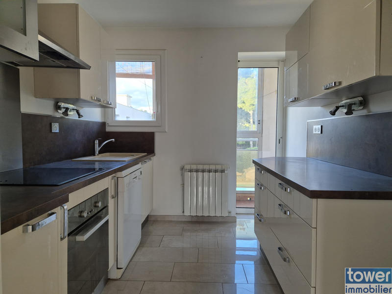 Appartement - 72 m² - 4 pièces