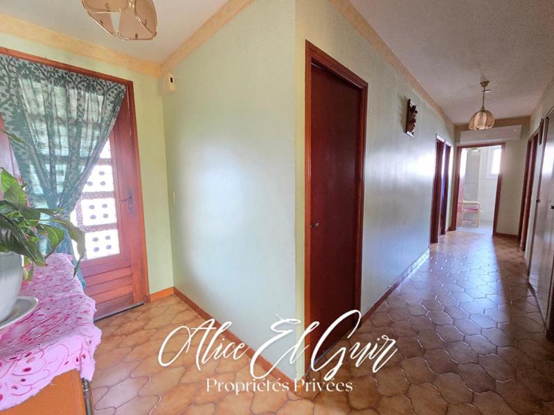 Maison - 96 m² - 5 pièces