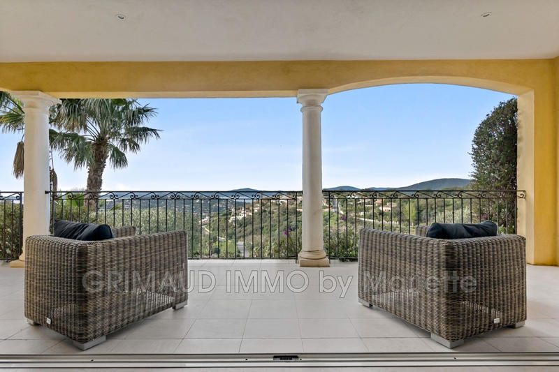 Villa - 250 m² - 7 pièces