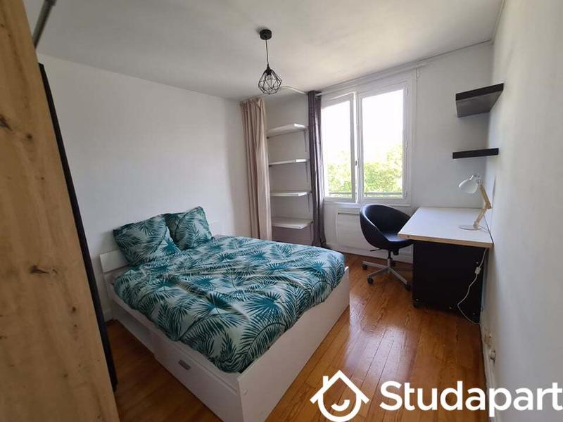 Chambre - 12 m² - 1 pièce