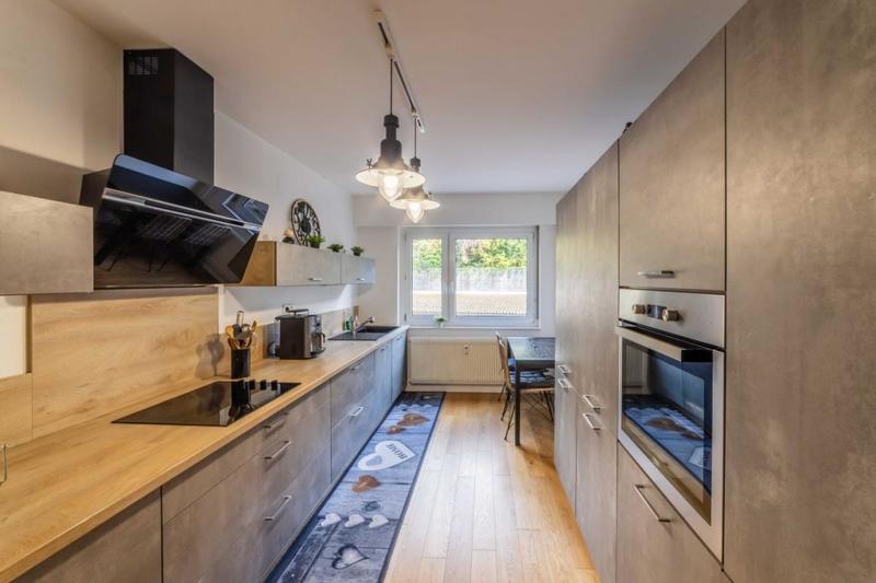 Appartement - 92 m² - 4 pièces