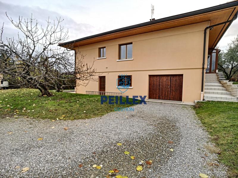 Maison - 122 m² - 6 pièces