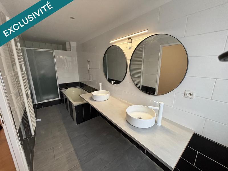 Maison - 90 m² - 5 pièces