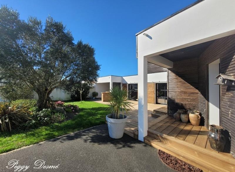 Villa - 173 m² - 6 pièces