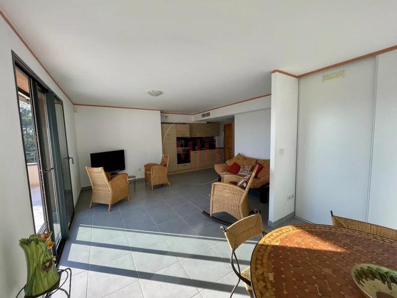 Appartement - 56 m² - 3 pièces