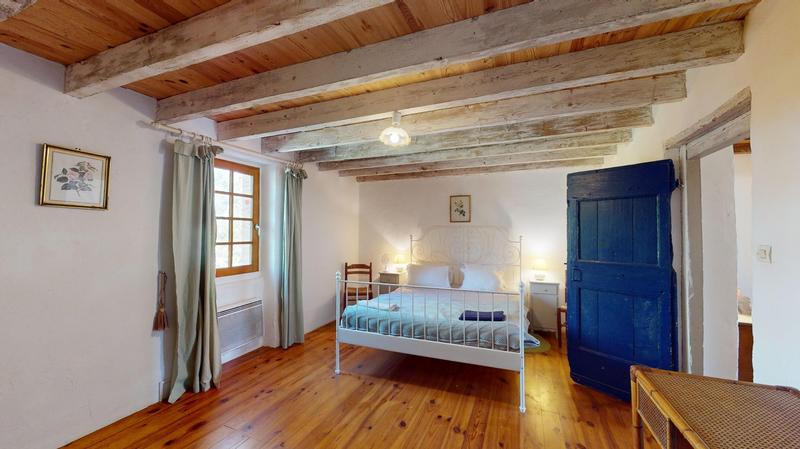 Corps de ferme - 567 m² - 20 pièces