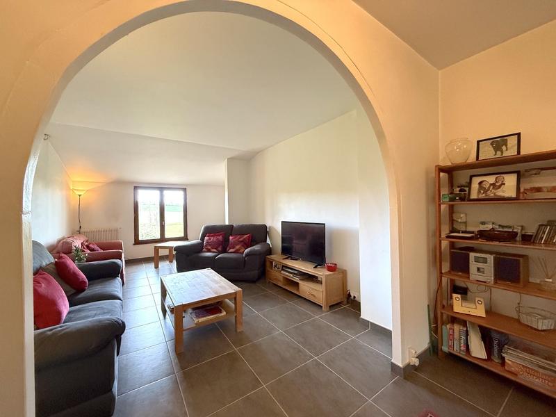 Maison - 180 m² - 9 pièces