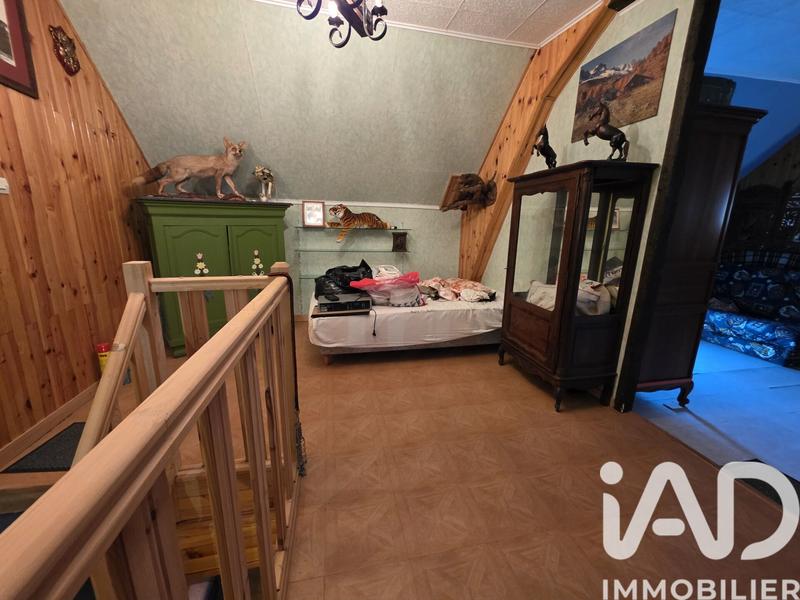 Maison - 180 m² - 8 pièces