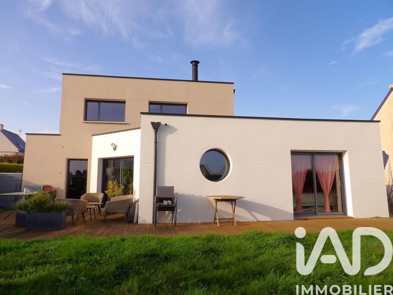 Maison - 101 m² - 5 pièces