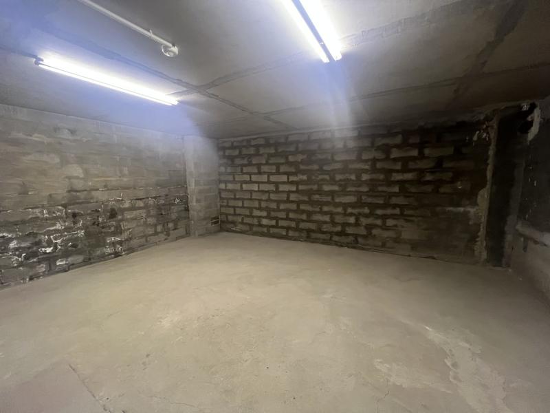 Local d'activités - 232 m²