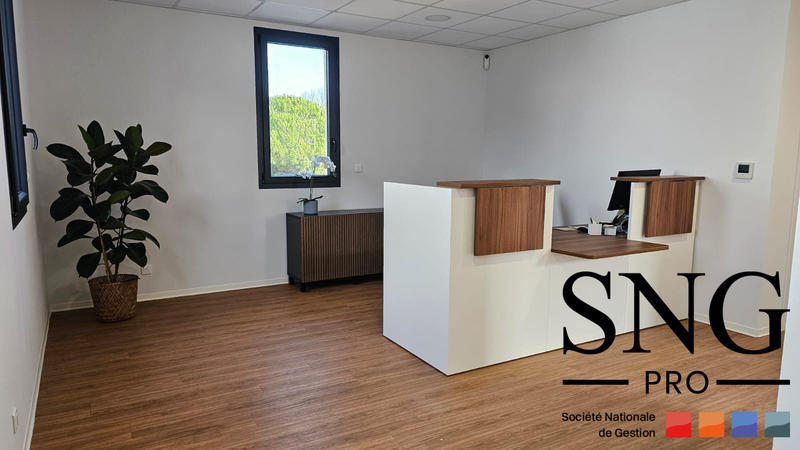 Local d'activités - 138 m²