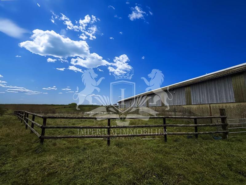 Haras - 200 m² - 5 pièces