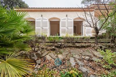 Maison - 162 m² - 7 pièces