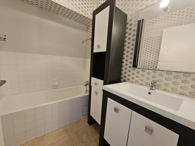 Appartement - 65 m² - 4 pièces