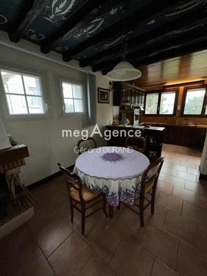 Maison - 142 m² - 7 pièces