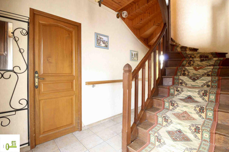Maison - 111 m² - 6 pièces