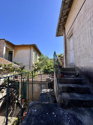 Maison - 196 m² - 9 pièces