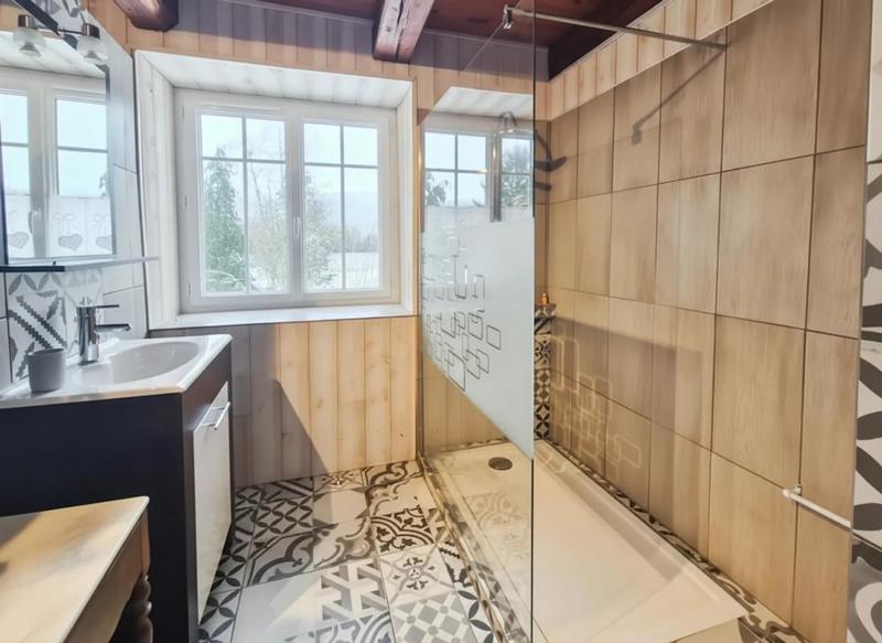 Maison - 280 m² - 7 pièces