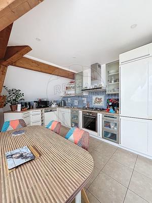 Appartement - 130 m² - 5 pièces