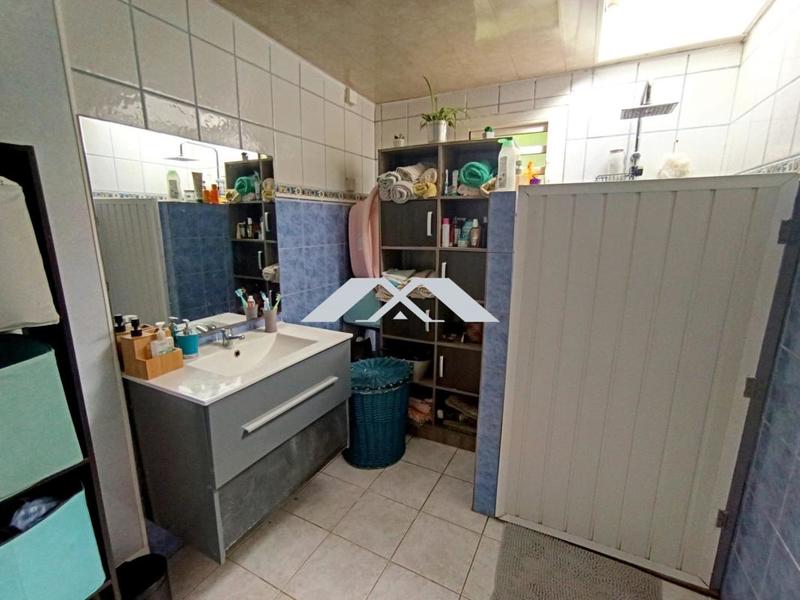 Maison - 98 m² - 5 pièces