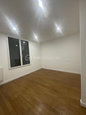 Appartement - 110 m² - 4 pièces