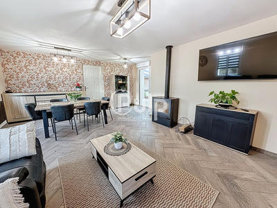 Pavillon - 93 m² - 5 pièces