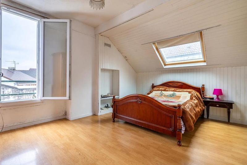 Maison de ville - 95 m² - 5 pièces