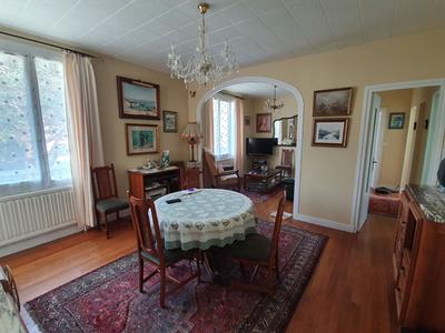 Maison - 110 m² - 4 pièces