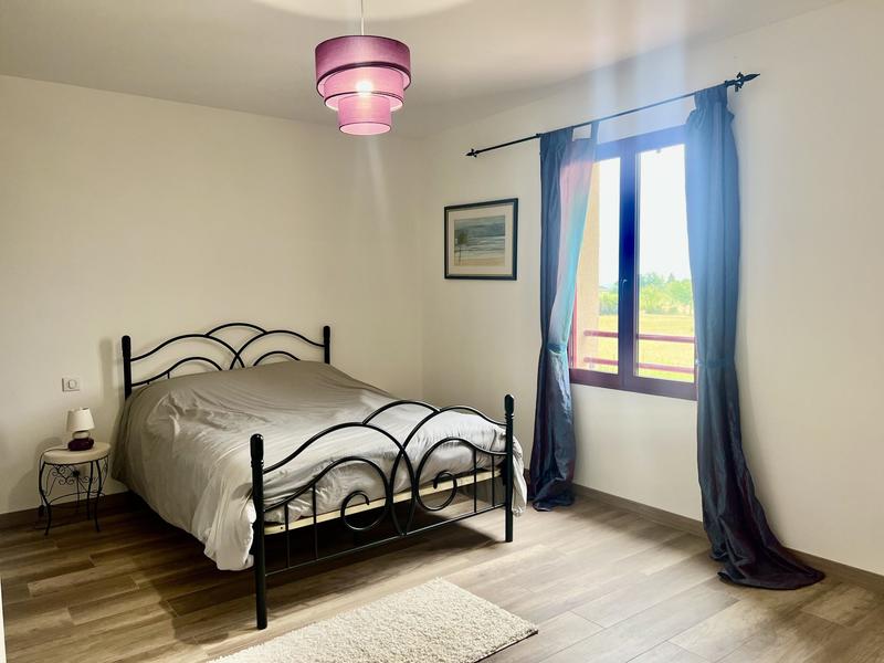 Maison traditionnelle - 252 m² - 6 pièces