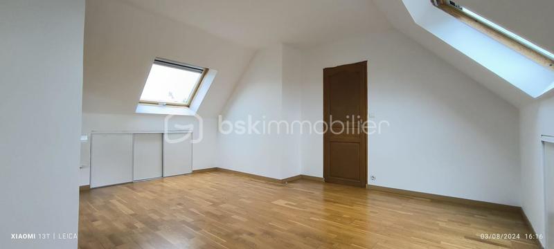 Maison - 105 m² - 7 pièces