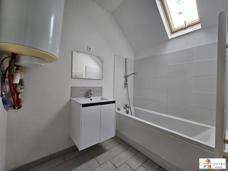 Maison - 80 m² - 3 pièces