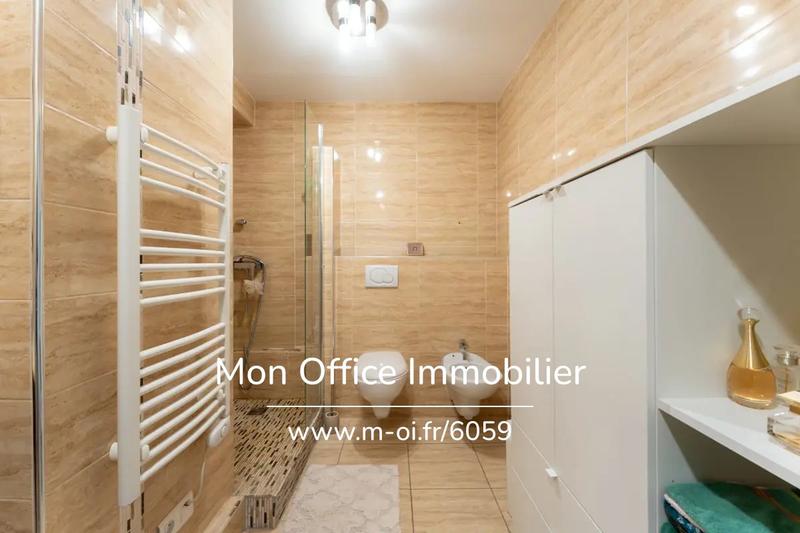 Appartement - 94 m² - 4 pièces