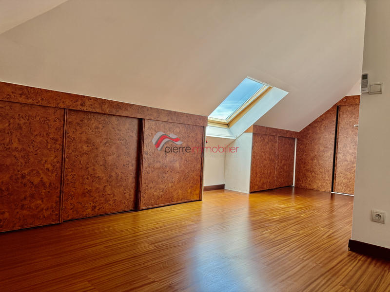 Bureau - 75 m² - 4 pièces